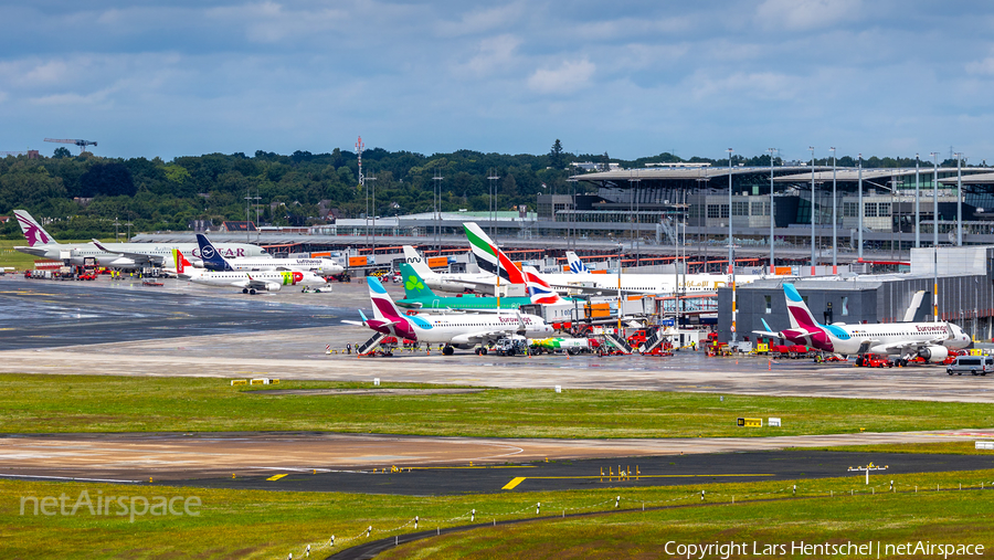 Aviation photo 629892