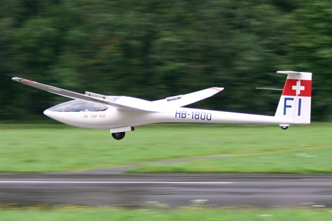 Segelfluggruppe Säntis Glaser-Dirks DG-300 Elan (HB-1800) at  Mollis, Switzerland