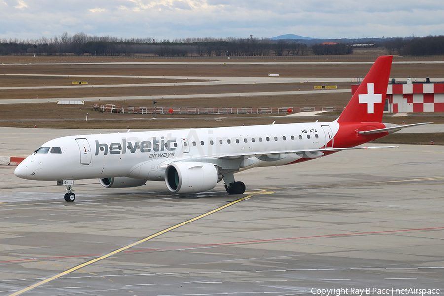 Helvetic Airways Embraer ERJ-190E2 (ERJ-190-300STD) (HB-AZA) | Photo 395148