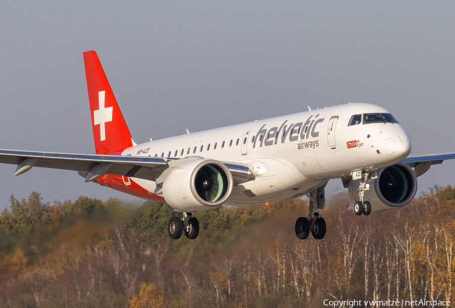 Helvetic Airways Embraer ERJ-190E2 (ERJ-190-300STD) (HB-AZE) | Photo 409714