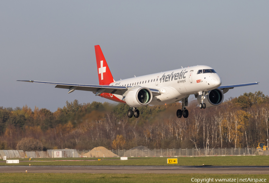 Helvetic Airways Embraer ERJ-190E2 (ERJ-190-300STD) (HB-AZE) | Photo 409715