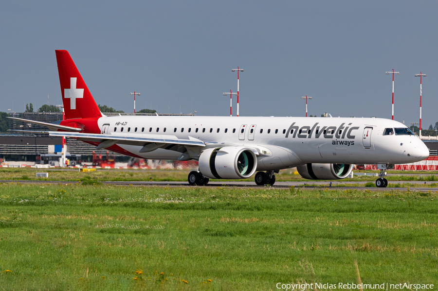 Helvetic Airways Embraer ERJ-195E2 (ERJ-190-400STD) (HB-AZI) | Photo 458587