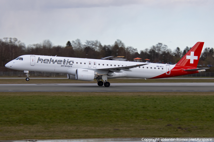 Helvetic Airways Embraer ERJ-195E2 (ERJ-190-400STD) (HB-AZJ) | Photo 501792