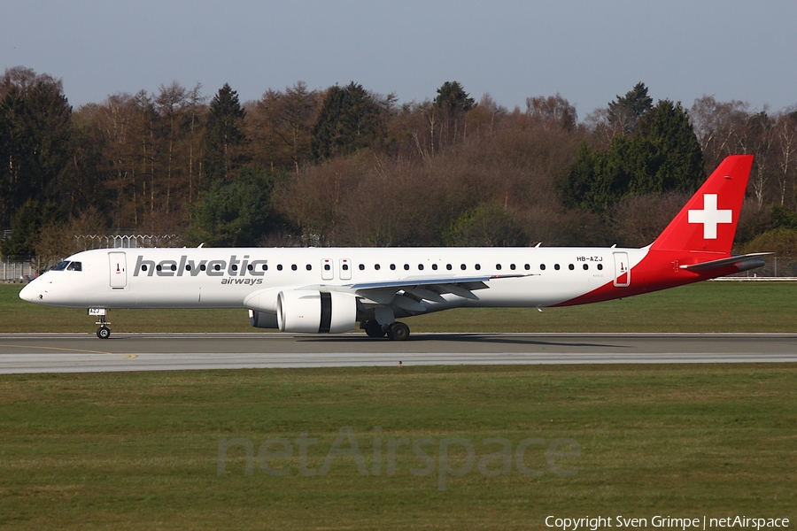 Helvetic Airways Embraer ERJ-195E2 (ERJ-190-400STD) (HB-AZJ) | Photo 564193