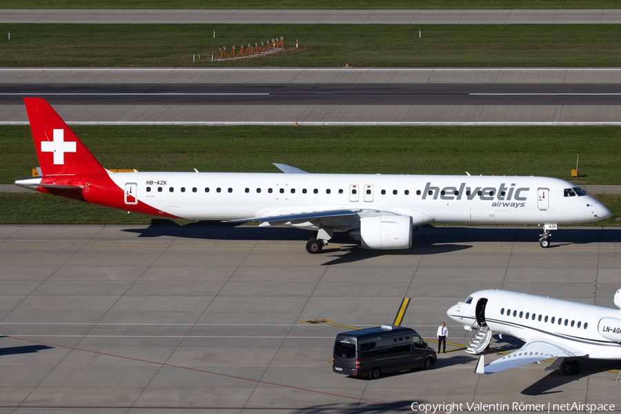 Helvetic Airways Embraer ERJ-195E2 (ERJ-190-400STD) (HB-AZK) | Photo 543629