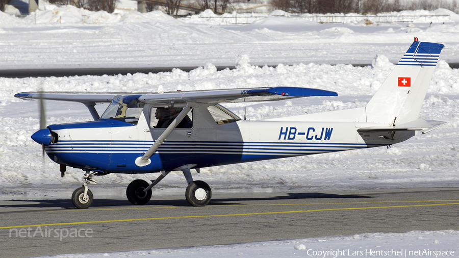 (Private) Cessna 152 (HB-CJW) | Photo 217459