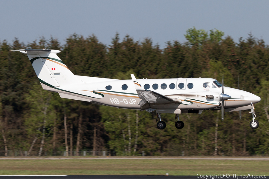 (Private) Beech King Air 350 (HB-GJP) | Photo 198473