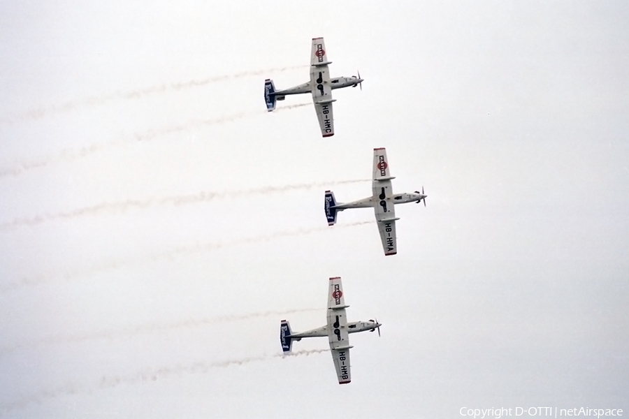 Team Martini Pilatus PC-7 (HB-HMA) | Photo 214894