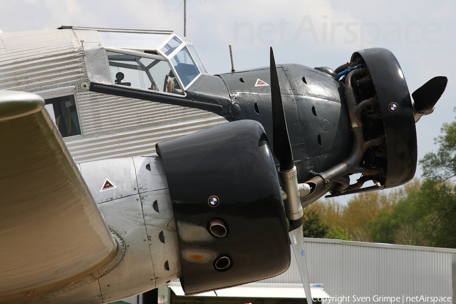 Ju-Air CASA 352L (HB-HOY) | Photo 26259