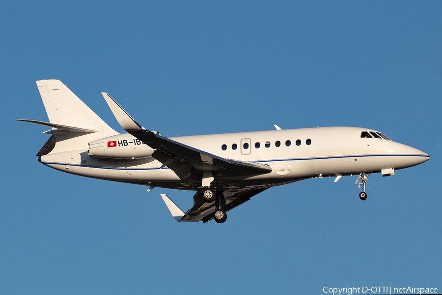 CAT Aviation AG Dassault Falcon 2000LXS (HB-IBJ) | Photo 363407