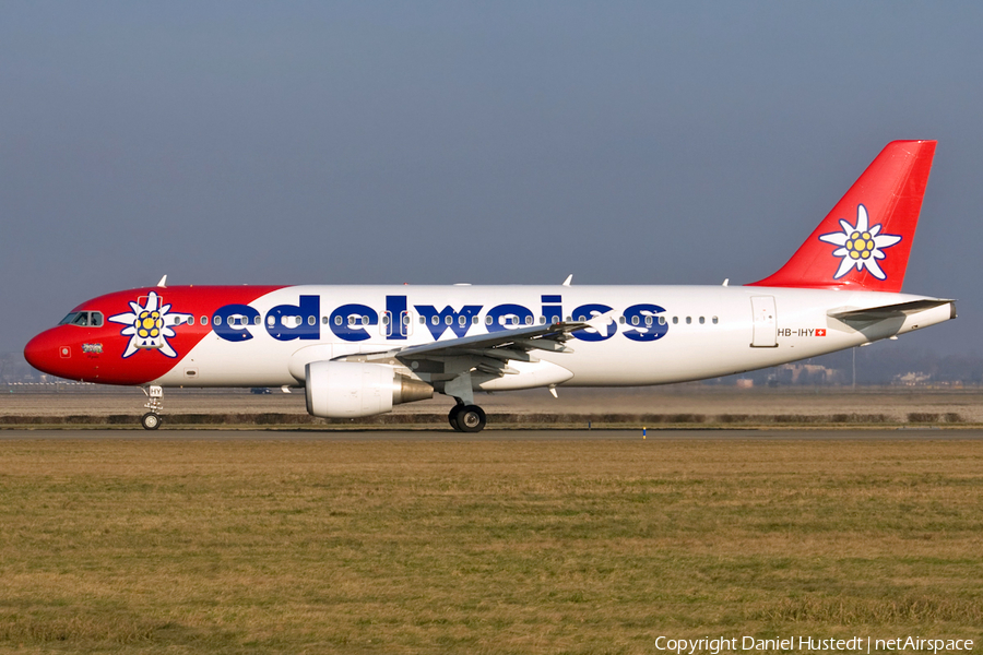 Edelweiss Air Airbus A320-214 (HB-IHY) | Photo 555039