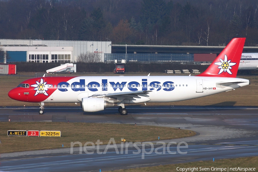 Edelweiss Air Airbus A320-214 (HB-IHY) | Photo 38856