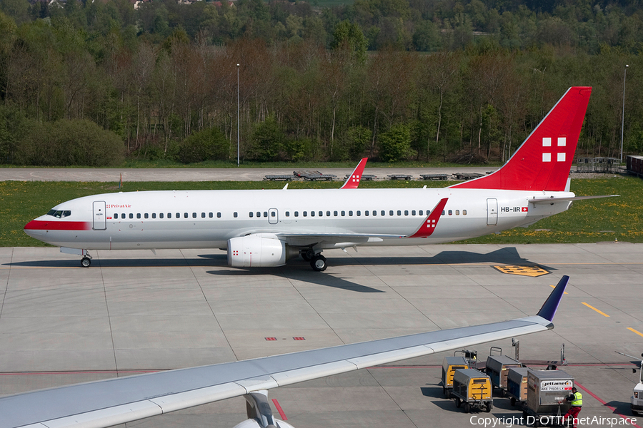 PrivatAir Boeing 737-86Q (HB-IIR) | Photo 354315