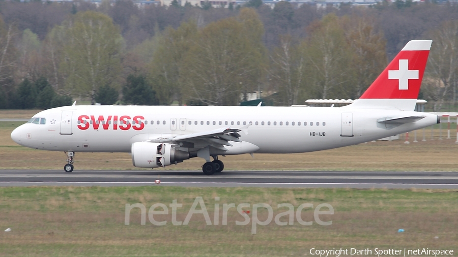 Swiss International Airlines Airbus A320-214 (HB-IJB) | Photo 209610