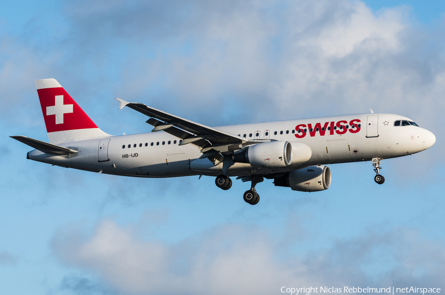 Swiss International Airlines Airbus A320-214 (HB-IJD) | Photo 267041