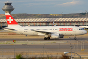 Swiss International Airlines Airbus A320-214 (HB-IJD) at  Madrid - Barajas, Spain