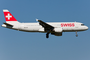 Swiss International Airlines Airbus A320-214 (HB-IJD) at  Zurich - Kloten, Switzerland