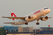 Swiss International Airlines Airbus A320-214 (HB-IJE) at  Hannover - Langenhagen, Germany
