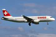 Swiss International Airlines Airbus A320-214 (HB-IJF) at  Hamburg - Fuhlsbuettel (Helmut Schmidt), Germany