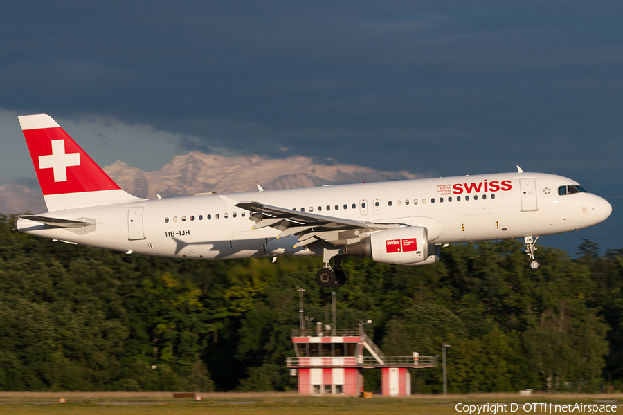 Swiss International Airlines Airbus A320-214 (HB-IJH) | Photo 201521