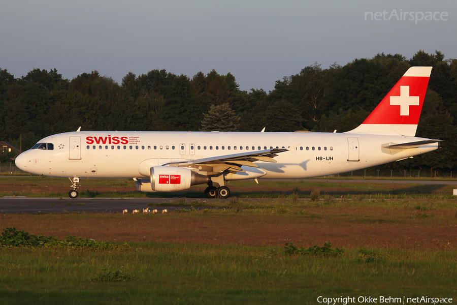 Swiss International Airlines Airbus A320-214 (HB-IJH) | Photo 38743