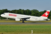 Swiss International Airlines Airbus A320-214 (HB-IJH) at  Hamburg - Fuhlsbuettel (Helmut Schmidt), Germany