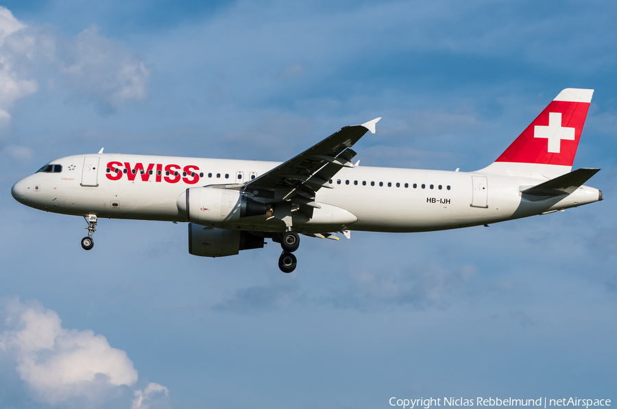 Swiss International Airlines Airbus A320-214 (HB-IJH) | Photo 328772