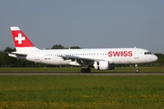 Swiss International Airlines Airbus A320-214 (HB-IJH) at  Hamburg - Fuhlsbuettel (Helmut Schmidt), Germany