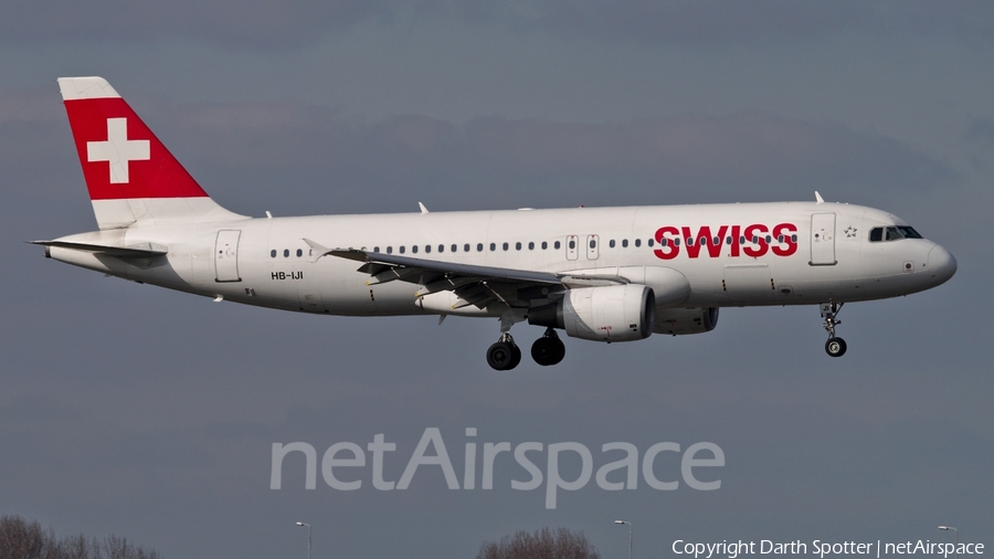Swiss International Airlines Airbus A320-214 (HB-IJI) | Photo 234306