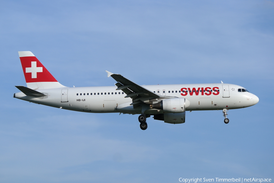 Swiss International Airlines Airbus A320-214 (HB-IJI) | Photo 102947