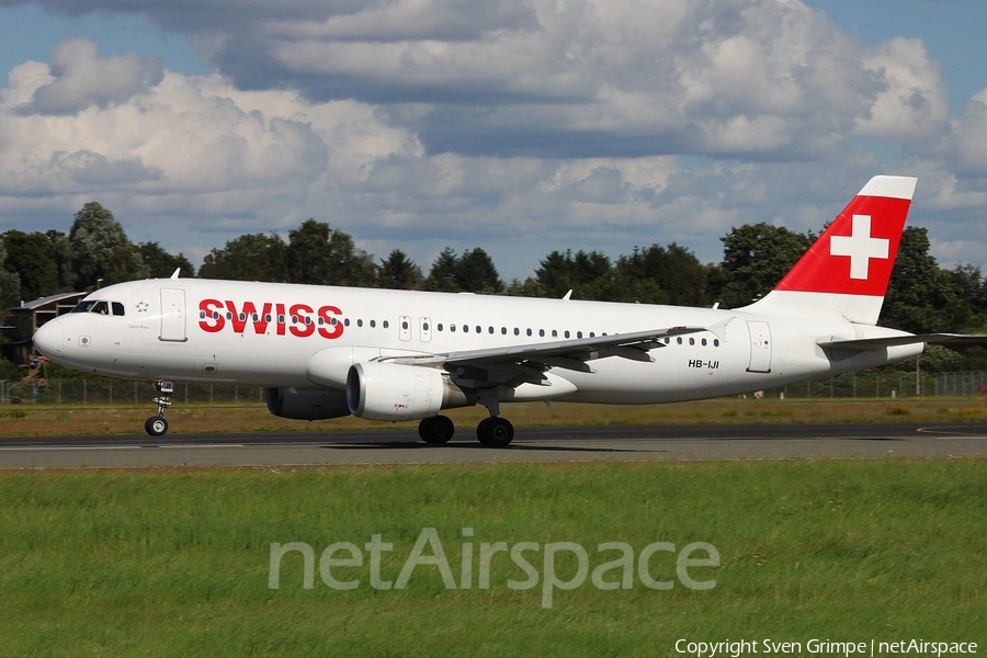 Swiss International Airlines Airbus A320-214 (HB-IJI) | Photo 118511