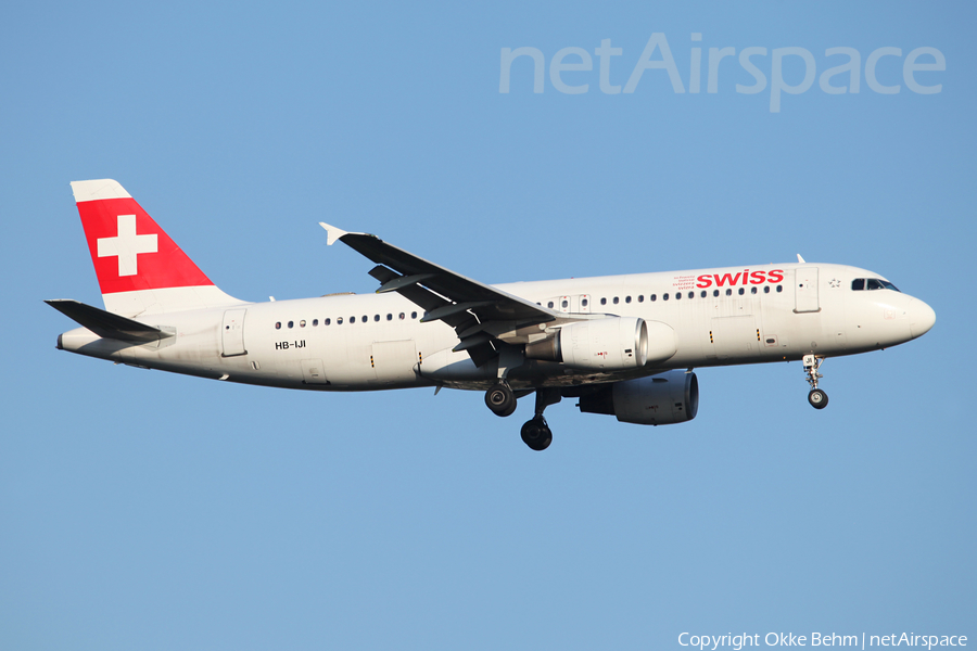 Swiss International Airlines Airbus A320-214 (HB-IJI) | Photo 71526
