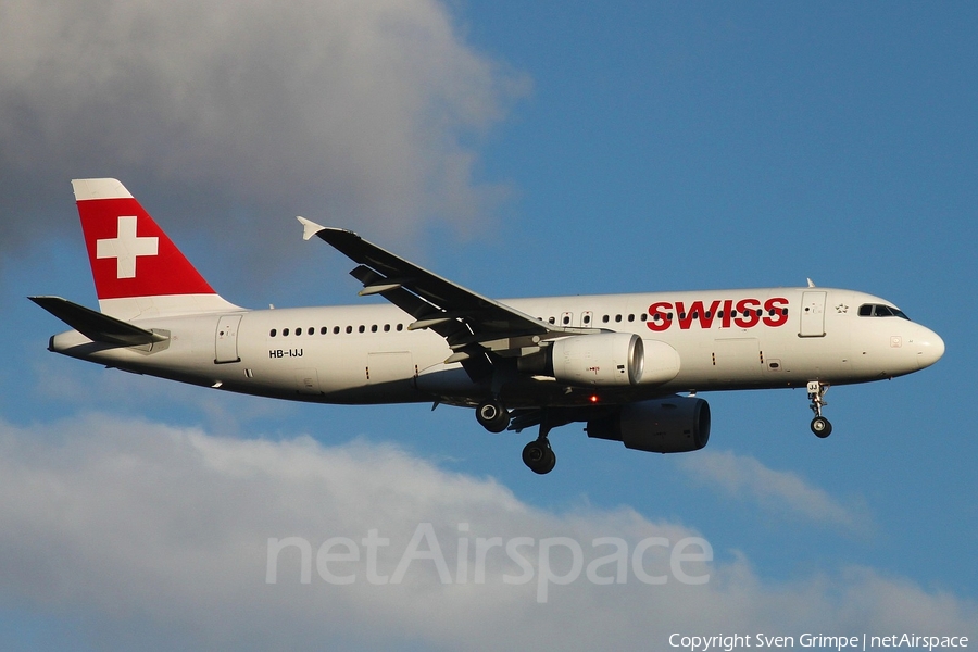 Swiss International Airlines Airbus A320-214 (HB-IJJ) | Photo 106288