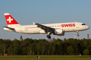 Swiss International Airlines Airbus A320-214 (HB-IJJ) at  Hamburg - Fuhlsbuettel (Helmut Schmidt), Germany