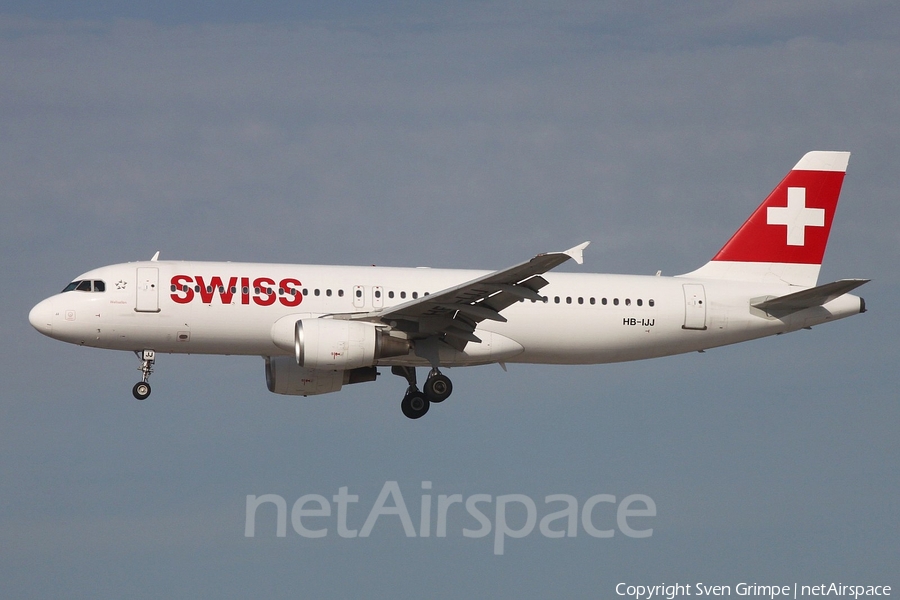 Swiss International Airlines Airbus A320-214 (HB-IJJ) | Photo 334401