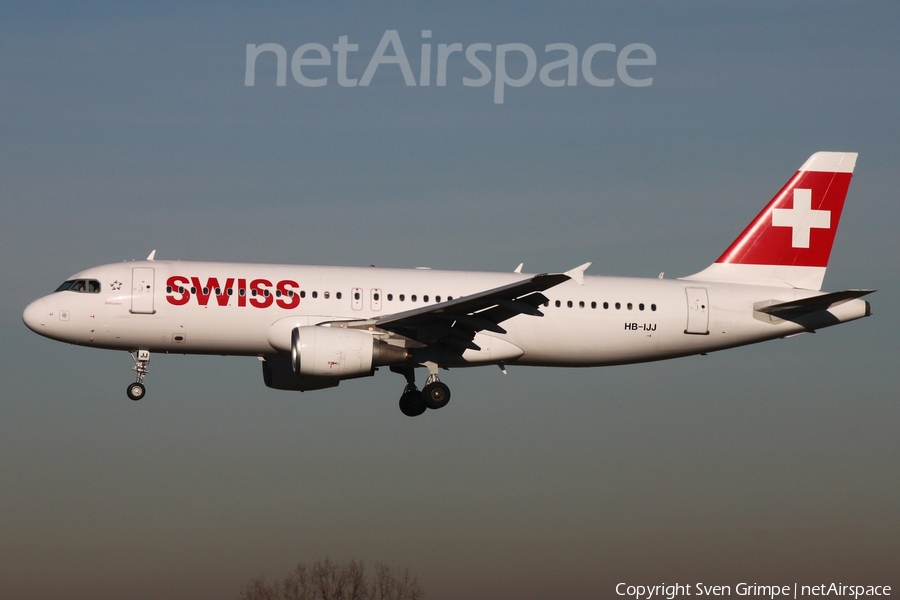 Swiss International Airlines Airbus A320-214 (HB-IJJ) | Photo 444570