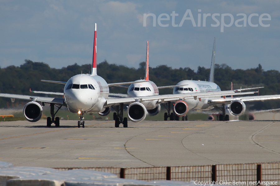 Swiss International Airlines Airbus A320-214 (HB-IJK) | Photo 86272