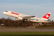 Swiss International Airlines Airbus A320-214 (HB-IJK) at  Hamburg - Fuhlsbuettel (Helmut Schmidt), Germany