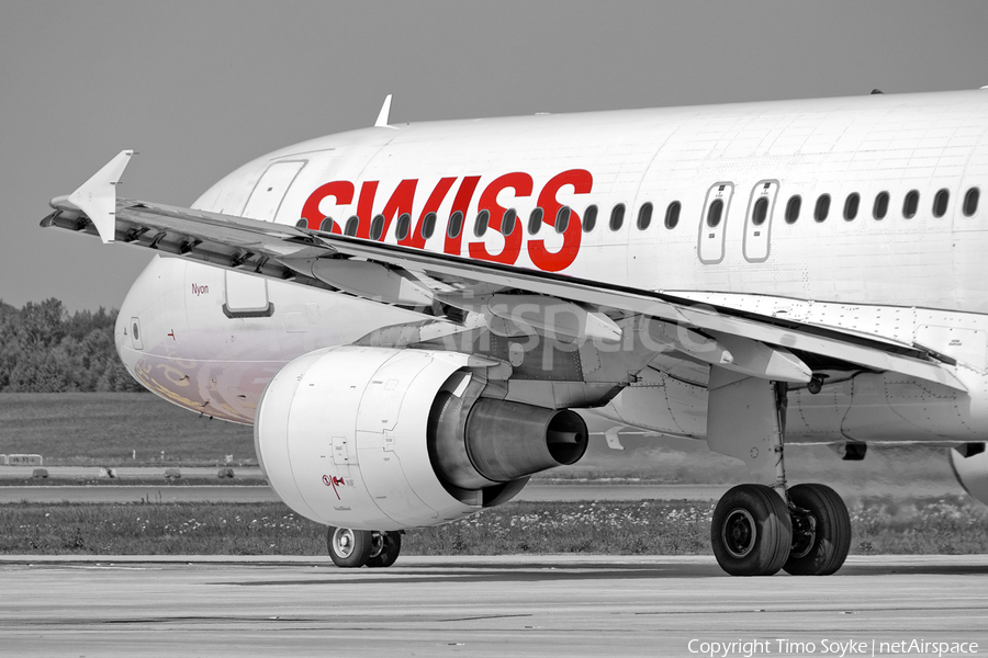 Swiss International Airlines Airbus A320-214 (HB-IJL) | Photo 254759