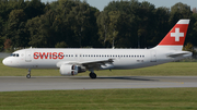 Swissair Airbus A320-214 (HB-IJL) at  Hamburg - Fuhlsbuettel (Helmut Schmidt), Germany