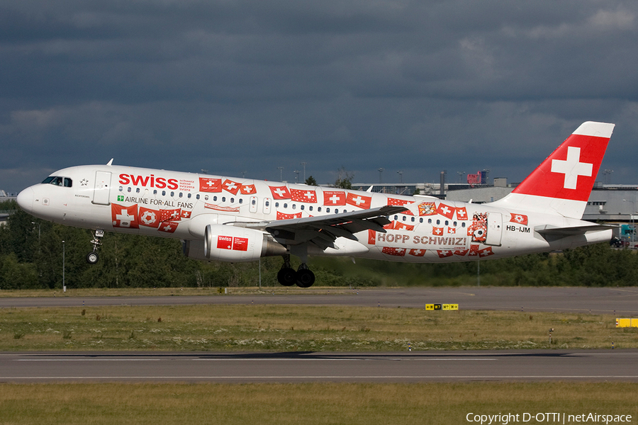 Swiss International Airlines Airbus A320-214 (HB-IJM) | Photo 267458