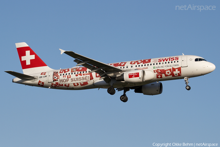 Swiss International Airlines Airbus A320-214 (HB-IJM) | Photo 42037