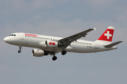 Swiss International Airlines Airbus A320-214 (HB-IJM) at  London - Heathrow, United Kingdom