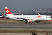 Swiss International Airlines Airbus A320-214 (HB-IJM) at  Madrid - Barajas, Spain