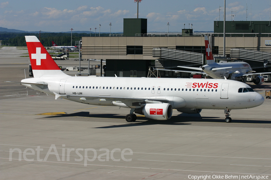 Swiss International Airlines Airbus A320-214 (HB-IJM) | Photo 191877