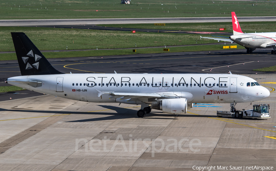 Swiss International Airlines Airbus A320-214 (HB-IJN) | Photo 237736