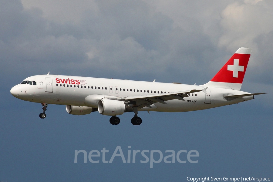 Swiss International Airlines Airbus A320-214 (HB-IJN) | Photo 54768