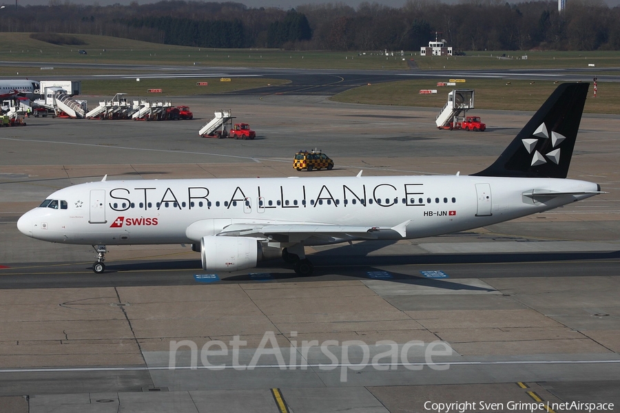 Swiss International Airlines Airbus A320-214 (HB-IJN) | Photo 70806