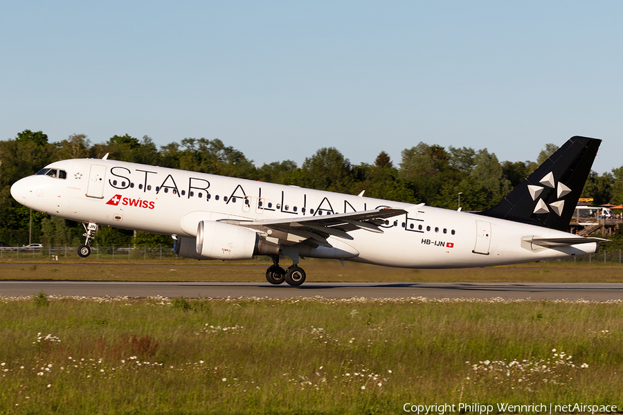 Swiss International Airlines Airbus A320-214 (HB-IJN) | Photo 332796