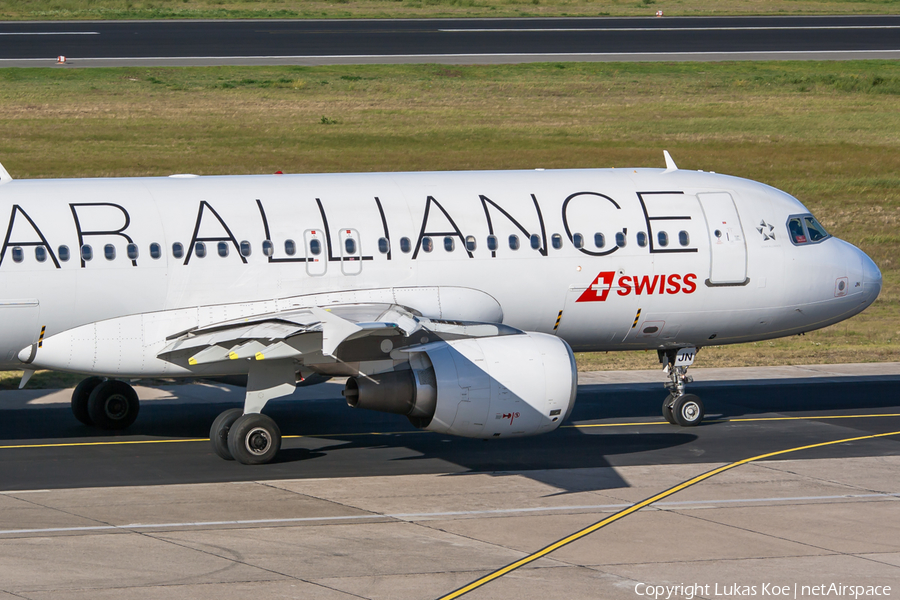 Swiss International Airlines Airbus A320-214 (HB-IJN) | Photo 198064